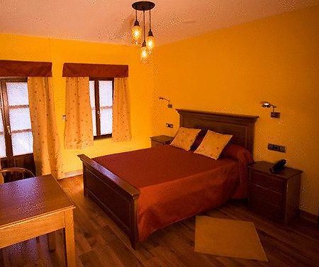 Hotel La Casa Grande Ourense Szoba fotó