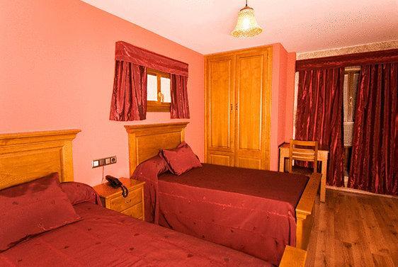 Hotel La Casa Grande Ourense Szoba fotó